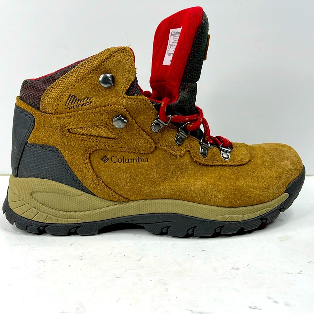 Columbia Women's Waterproof Hiking Boots - Tan and Red